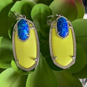 Kendra Scott Emmy earrings